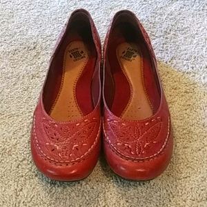 Leather Earth Origins flats